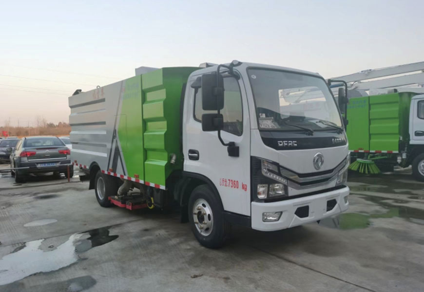 國(guó)六東風(fēng)多利卡吸塵車