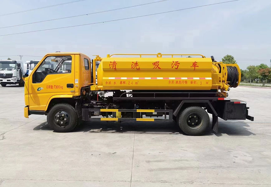 國(guó)六江鈴順達(dá)清洗吸污車(chē)
