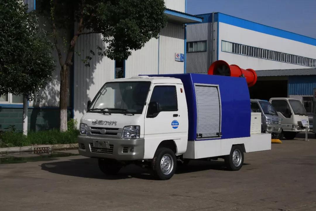 程力新能源人工智能搶險救援車首批訂單圓滿交車，為國家電網(wǎng)提供一流產(chǎn)品