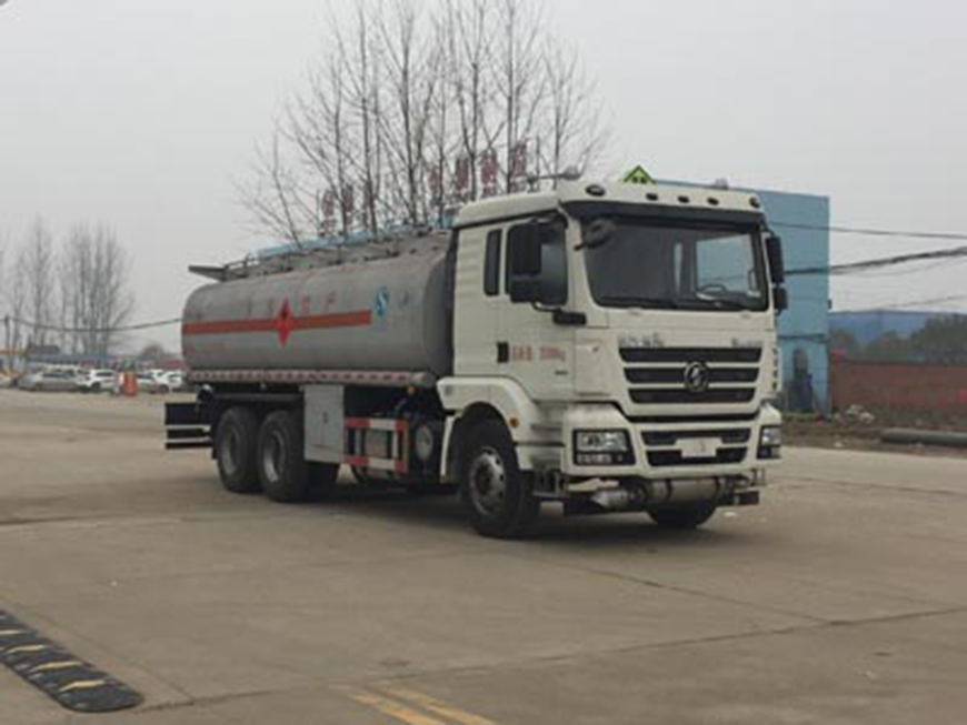 CLW5250GYYLS5型鋁合金運(yùn)油車(chē)